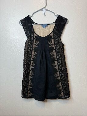 Lil by Anthropologie Black and Tan Lace Sleeveless Top Size XS Y2K Dark Fairy